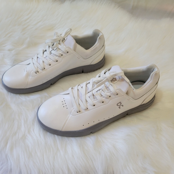 On Cloudtec  Running Men's White and Gray Sneakers - Picture 12 of 16